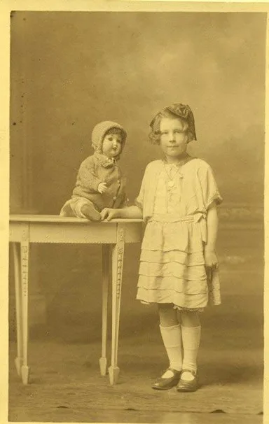 Destitute Daughters: a Portsmouth Archive workshop with T'Articulation