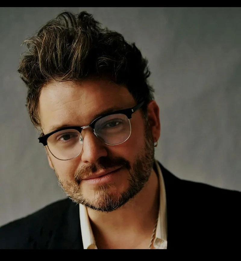 Oliver James Lomax: Launch of new poetry collection