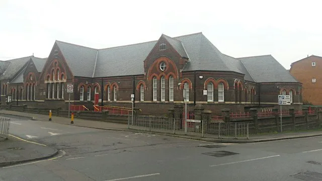 Luton Historical Society - 3 Iconic Luton Buildings with Mike McMahon