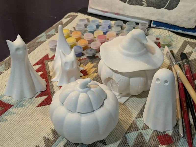 Halloween Figure Painting in Glasgow | Pumpkins & Ghosts