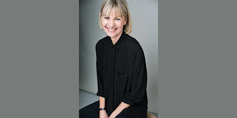 Talk at Rye Harbour: Kate Mosse, a celebration of Autumn (420337035)