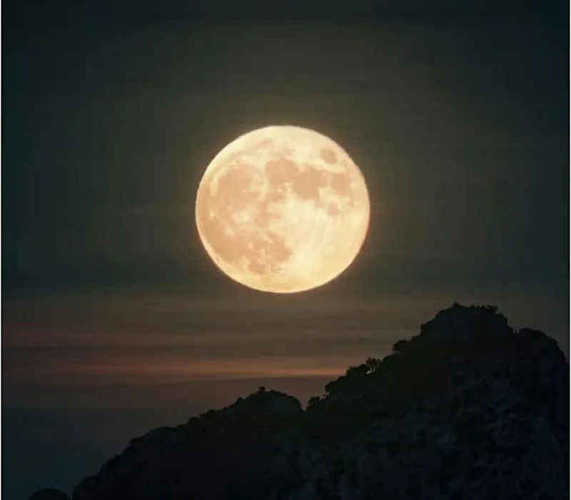 A Hunters Moon Somatic Breathwork Journey