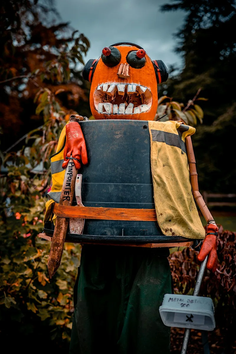 Monster Junk Modelling 3+