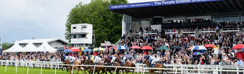 Summer Evening Racing - Worcester Racecourse