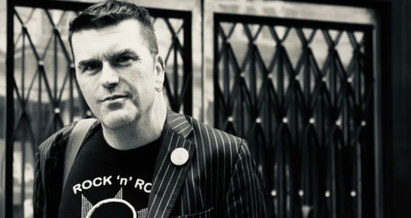THE DERELICT LONDON GUIDED WALKING TOUR OF LIMEHOUSE & POPLAR WITH AUTHOR PAUL TALLING
