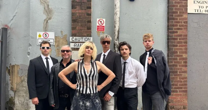 Parallel Blondes- the Blondie band